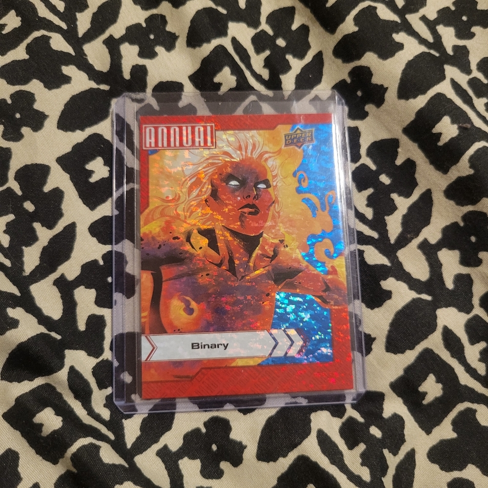 Marvel Annual Binary Trading Card - image 1